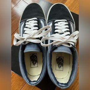 Vans - Old Skool Navy/White Shoes | Men’s 9 and Women’s 10.5